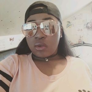 Meet your Posher, Z'yanah